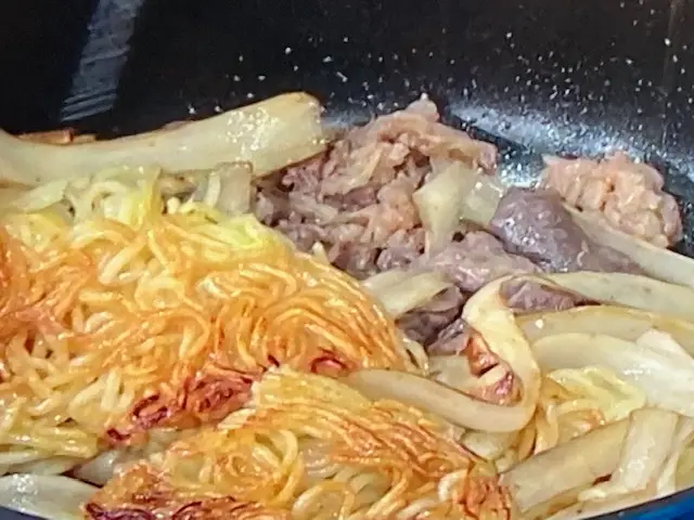 ごぼうのほったらかし焼きそば レシピ 和田 明日香さん みんなのきょうの料理