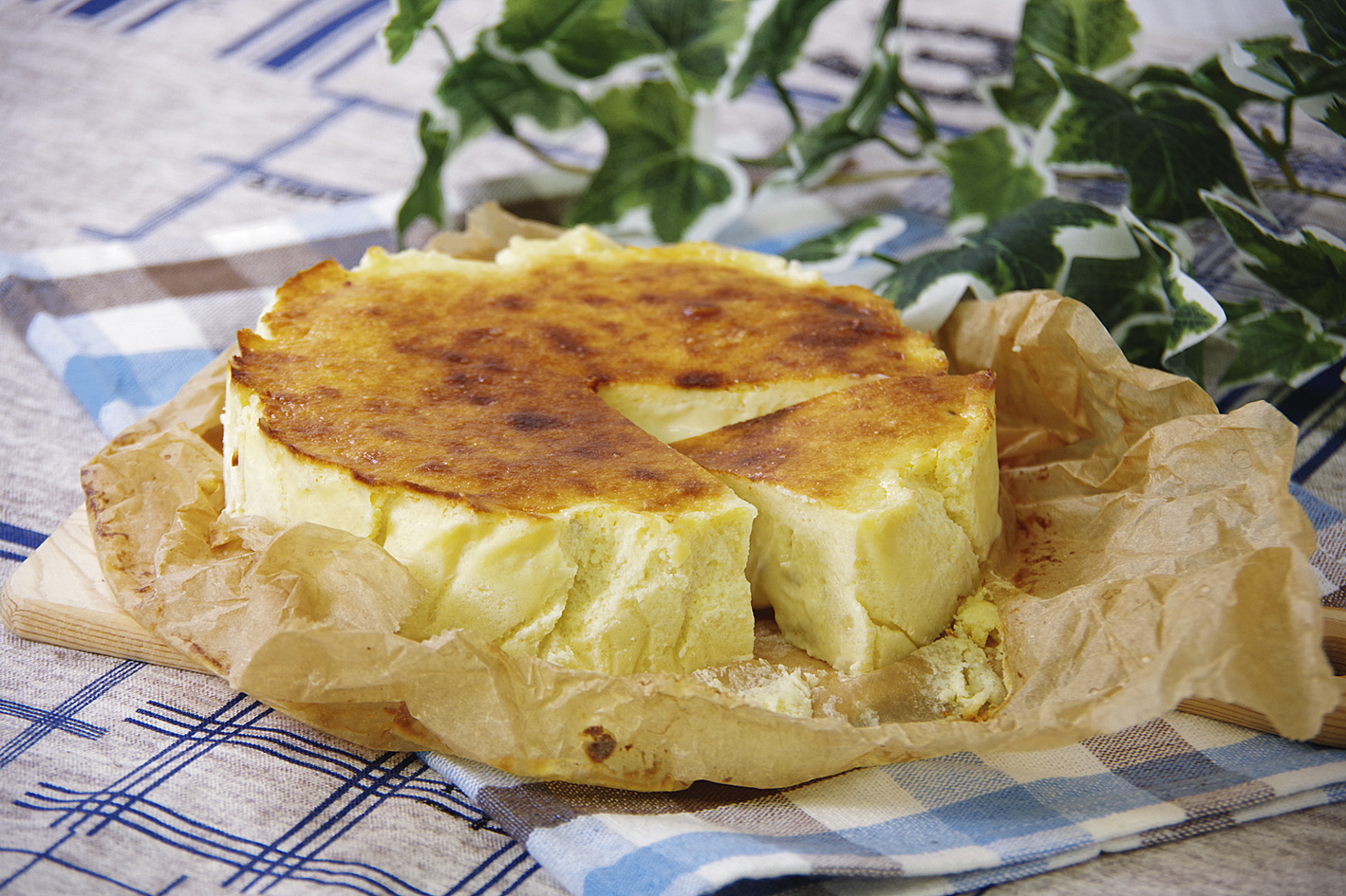 簡単なバスクチーズケーキの作り方