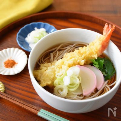 年越しそば」はいつ食べる?地域別の特徴や食べるタイミングと献立レシピHugKum はぐくむ