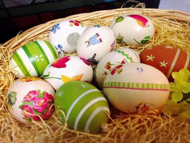 リトアニアのイースターエッグ グリーン伝統模様大- presse 北欧、バルトの雑貨のお店 アラビア グスタフスベリ ロールストランドヴィンテージファブリック