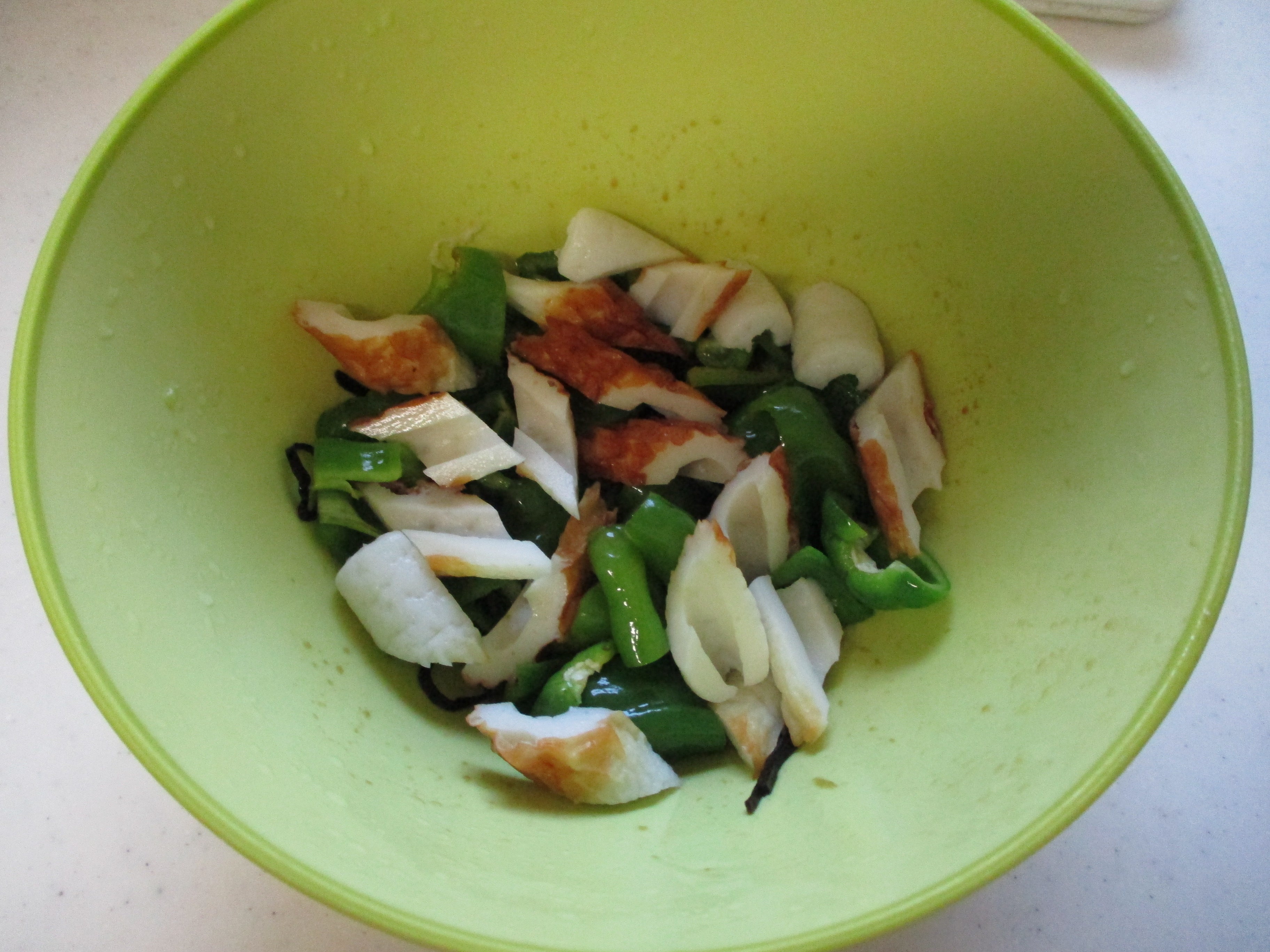 にんじんとちくわの塩昆布マリネ レシピ・作り方Tasty