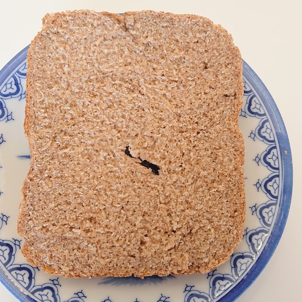 ホームベーカリーで焼いた糖質オフのふすま食パン 手作りパンの写真素材5276414- PIXTA