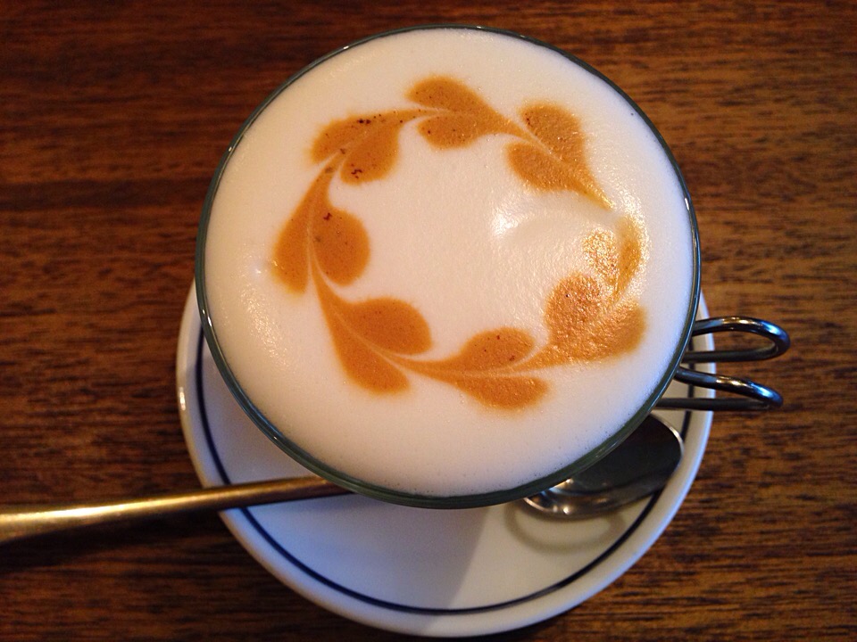 株式会社 メイツユニバーサルコンテンツ » ラテアート&デザインカプチーノ 上達BOOK 新装版 プロが教える本格テクニック