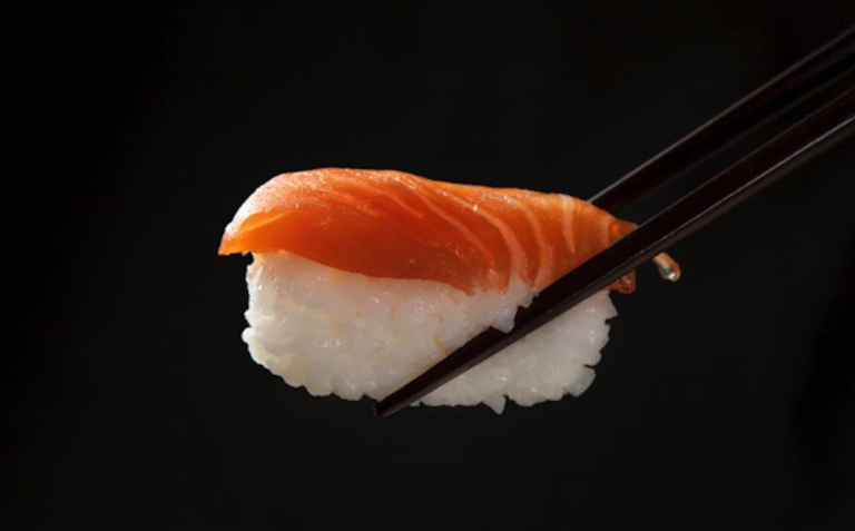 AIプラス 食事画像判定・栄養情報提供サービス」を販売開始 : 株式会社 日立ソリューションズ・クリエイト