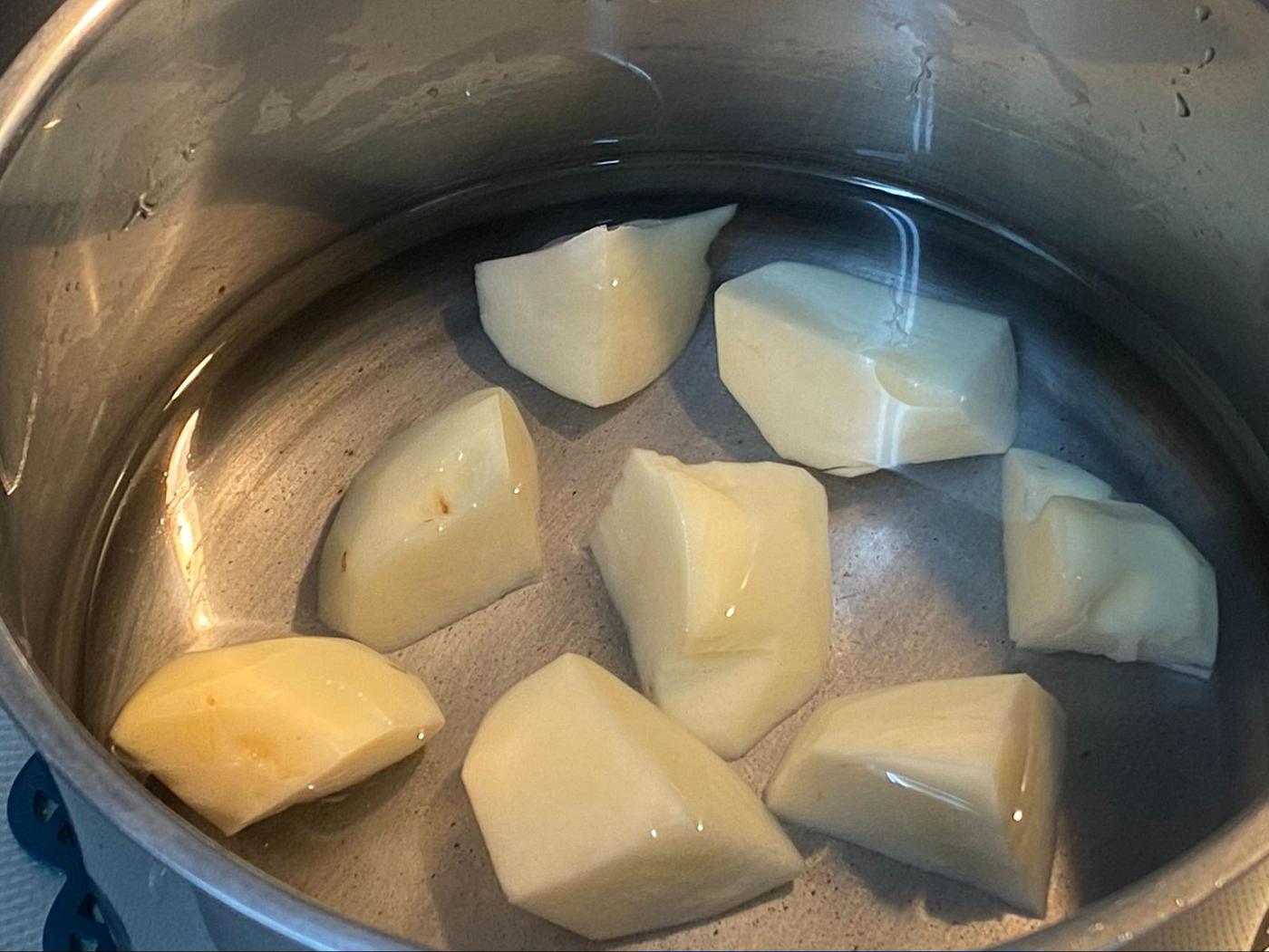 じゃがいもの茹で時間は？ほくほくに仕上げるコツや人気レシピも紹介鰹節・だし専門店のにんべんネットショップ