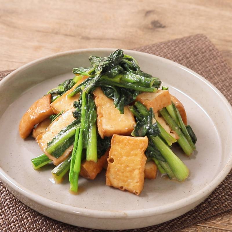 ❤小松菜と厚揚げと蒲鉾の辛子めんつゆ炒め❤