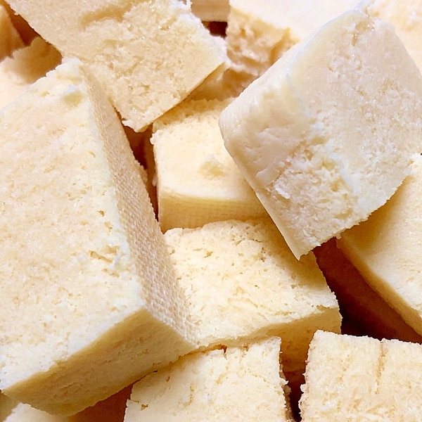 レンジ・ゆで・重し 豆腐の水切り方法まとめ。料理別に使い分け - macaroni