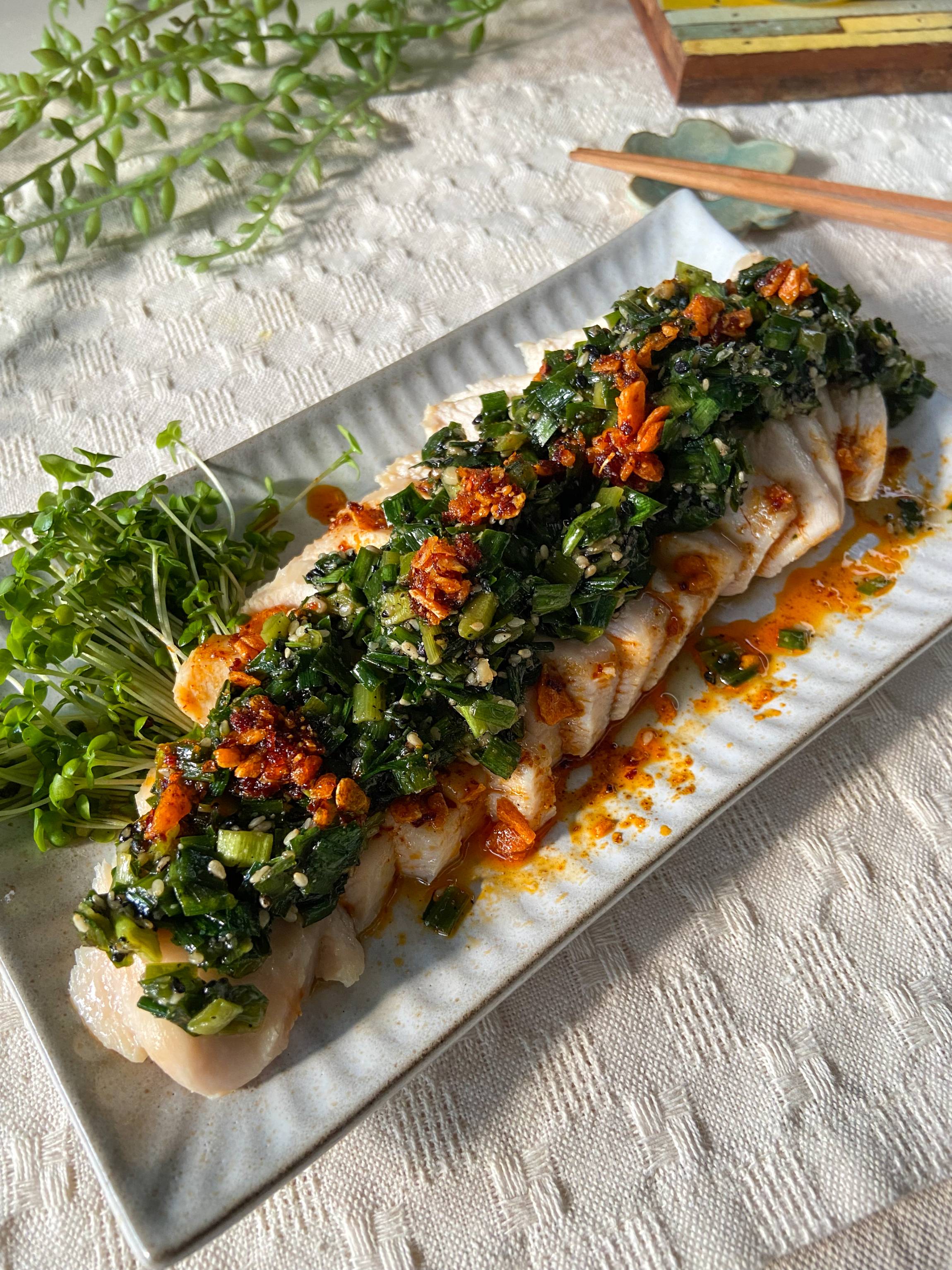 四川風よだれ鶏主菜レシピのご提案業務用製品事業富士食品工業株式会社