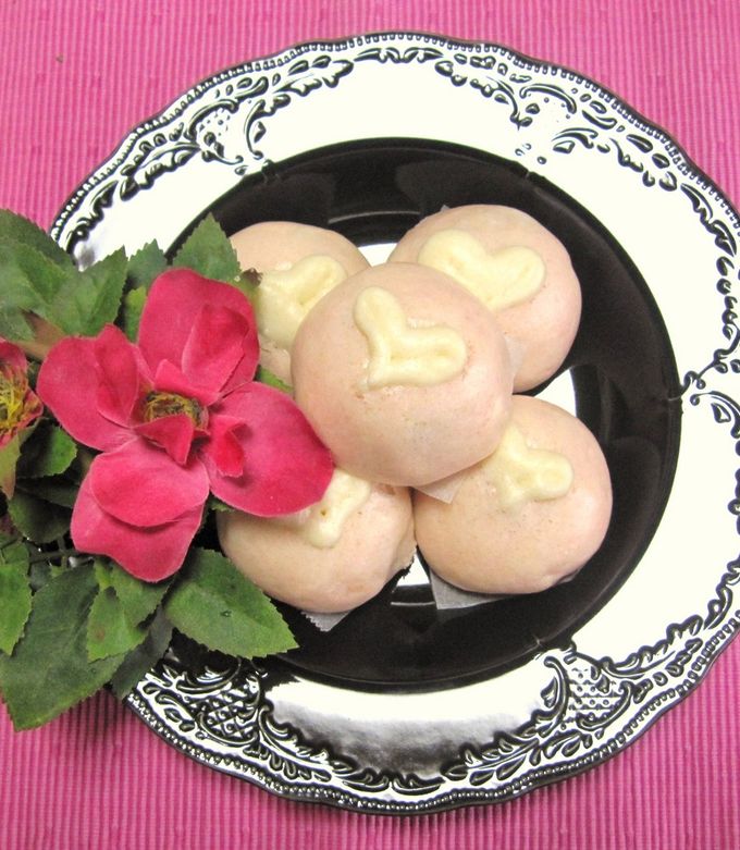 「おうちでかんたん！紅白まんじゅうキット」の解説動画