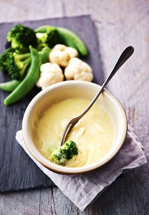 Farm&より「チーズに溺れる!チーズフォンデュホットドッグ 」12 1〜THE TOWER HOTEL NAGOYAザ・タワーホテル