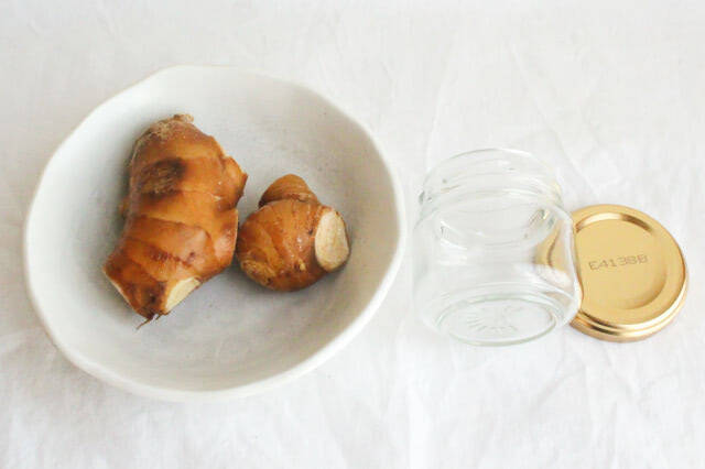 生姜の皮はむくべき？皮ごとはダメ？ 末端冷え性を改善するマル秘レシピ「簡単生姜の砂糖漬け」ヨガジャーナルオンライン