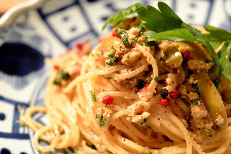 オリーブの実のおしゃれレシピ13選♪ 塩漬けからパスタ、サラダまで - LOCARI ロカリ