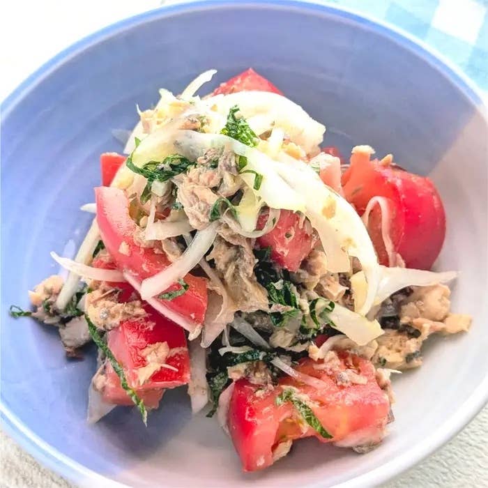 鯖缶トマト丼