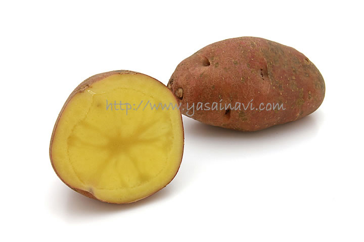 赤いジャガイモの中身 - あた子の柿畑日記