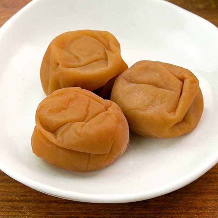 梅干しの白い粒はカビ?それとも塩?」老舗が教える判別方法に担当者も驚く5万いいねCHANTO WEB