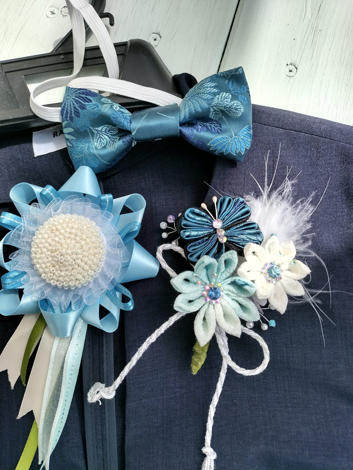 動画付き 造花や布で簡単コサージュの作り方~入学・卒業・結婚式に - はなどんやマガジン