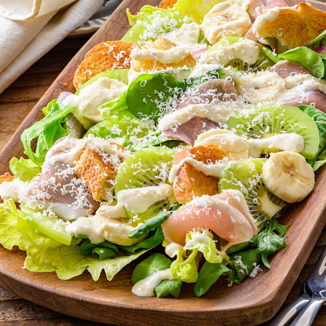 サラダの盛り付け方の7つのコツとおしゃれアレンジのアイデア集