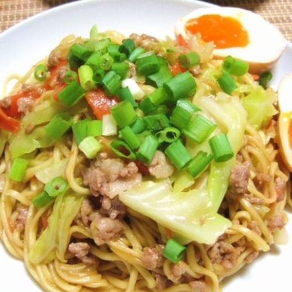 レンジメートキッチン RANGEMATE Kitchenインスタントラーメンで作る！野菜たっぷり塩ラーメンのレシピのご紹介です🍜💭 ⁡カテゴリー：茹でる 🍽『野菜たっぷり塩ラーメン』 ----------------------------------------材料1人分 ・インスタントラーメン塩味