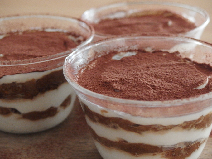 濃厚マスカルポーネ♪誰でも簡単とろーり食感!『本格ティラミス』のレシピ・作り方 - ちょこっと学べるレシピサイト『なるほど食堂』