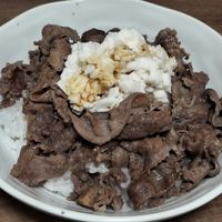 牛バラ肉 焼肉のたれで簡単カルビ丼♪