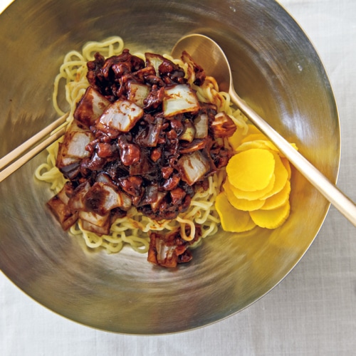 韓国風ジャージャー麺 チュンジャン使用