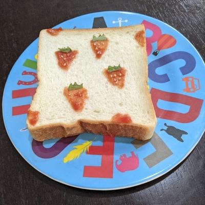 ほんのひと手間で朝ごはんが楽しくなる!「簡単トーストアート」