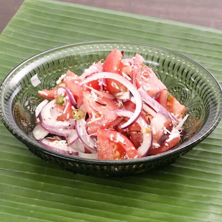 スリランカ料理ポルサンボル。カレーの副菜にも