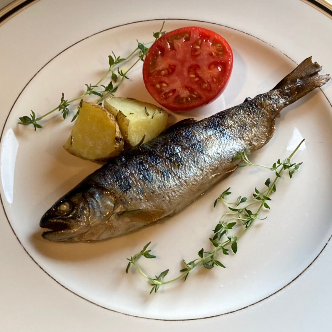 魚料理のマンネリ打破なら魚のコンフィに決まり!食・料理オリーブオイルをひとまわし