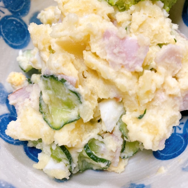 「ポテトサラダ、卵ソースかけ」レシピ 栗原はるみさん