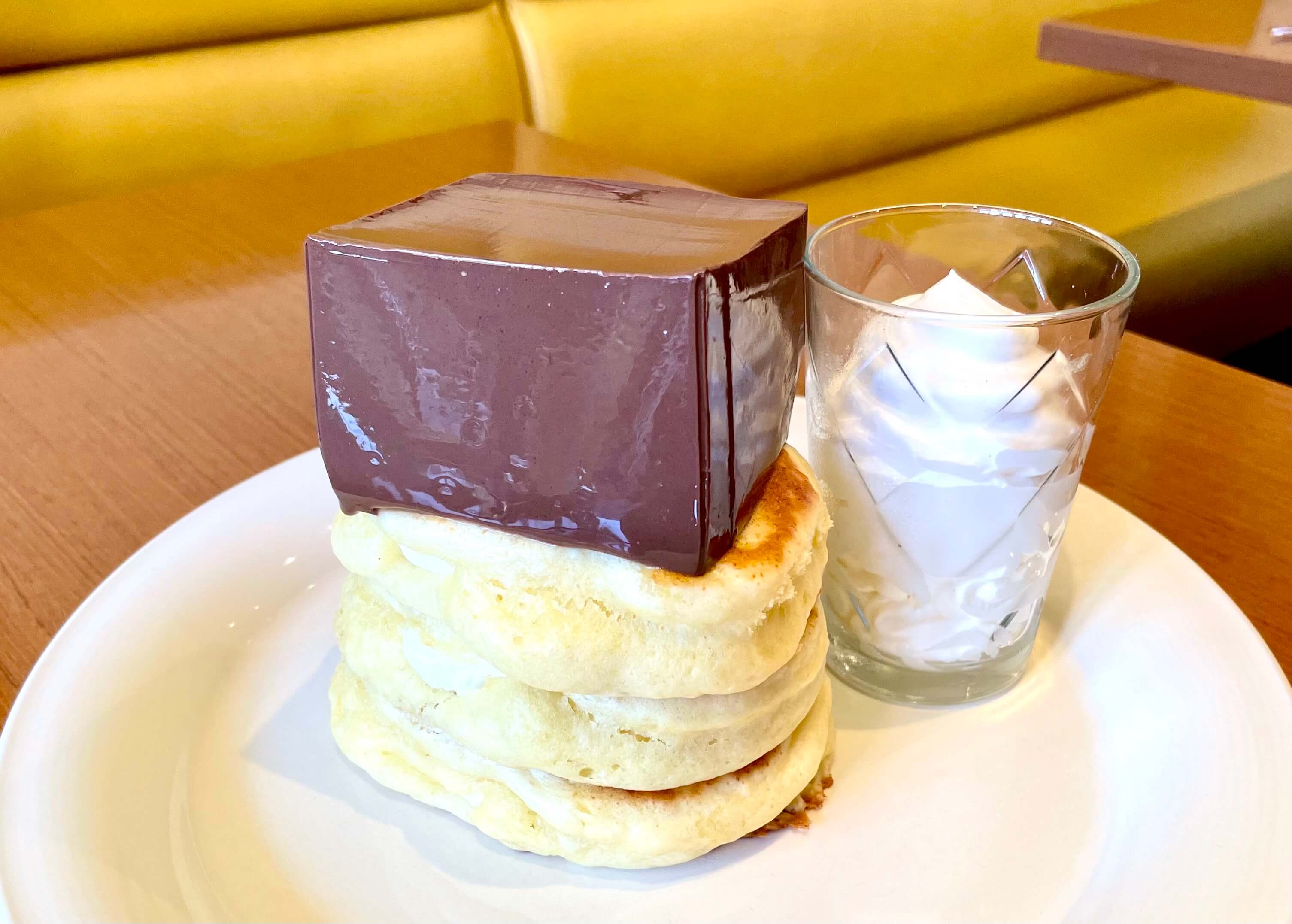 パンケーキ専門のキュートなキッチンカー「はいどうぞ」。埼玉県内あらゆる場所へビューンと出店中リビング埼玉Web