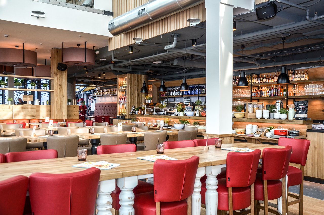 ドイツ フランクフルト中央駅フードコート最強説!ランチに全く困らない件!どんどん!トラベル情報局