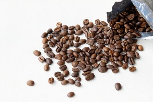 47,383 コーヒー豆 Stock Photos, High-Res Pictures, and Images - Getty Imagesコーヒー豆, カフェ, アイスコーヒ