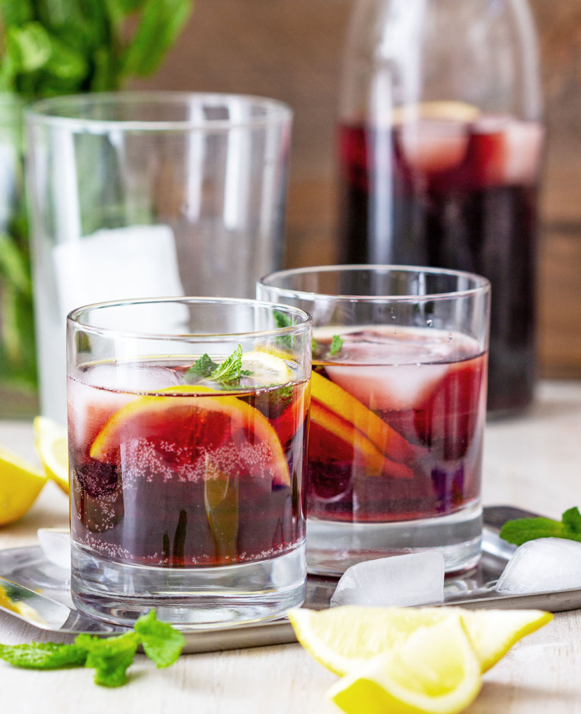 アロマワインの飲み方Ai Monasteriアイモナステリ -修道院にて