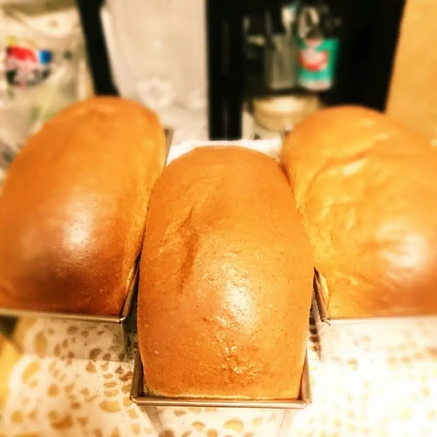 HBで!ふすま粉入り しっとり香ばしい食パン