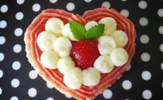 犬用 選べるわんこの3段ケーキ☆米粉スポンジ わんこケーキジョイアCake.jp