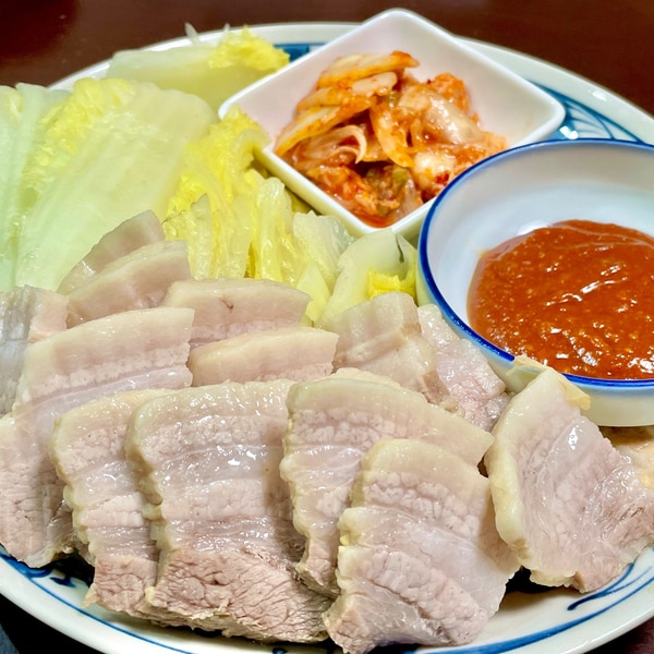 爆うま謝謝！特製たれの中華風ゆで豚「ウンパイロー」