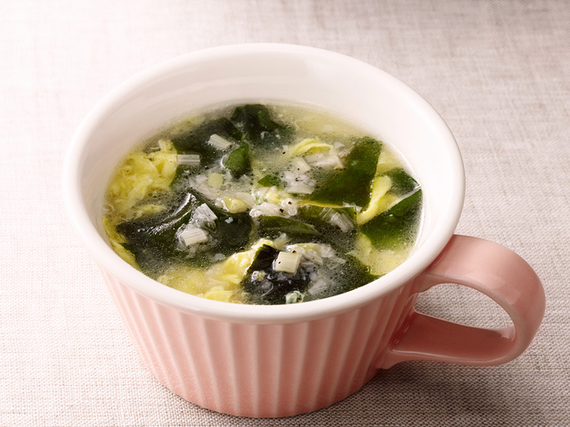 gongongon42 レシピ 揚げ玉と塩レモンのたまごかけヌードルの作り方・レシピ