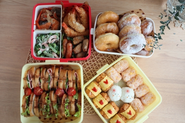 カップル ピクニック お弁当TikTok