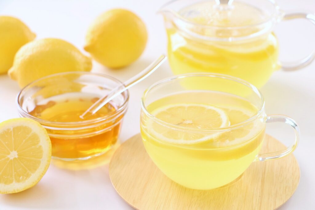 白湯は、体を温める効果があるんだって!知ってた??レモン白湯🍋めちゃ簡単!美味しい!ポカポカ!最高!!TikTok