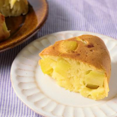 さつまいもゴロゴロ★ＨＭで炊飯器ケーキ