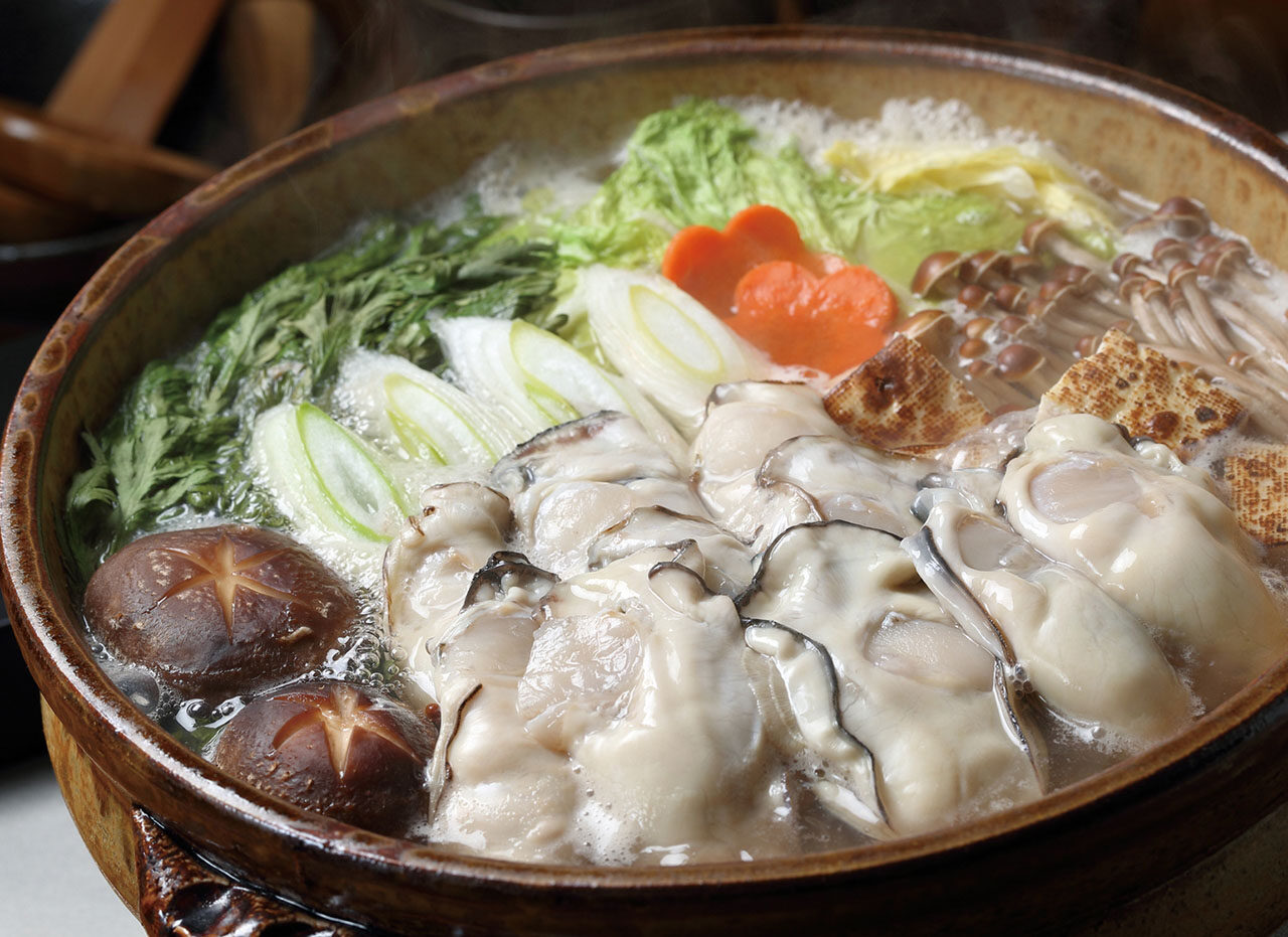 牡蠣鍋 基本の作り方 身がふんわり白菜たっぷり！ポン酢で美味しく