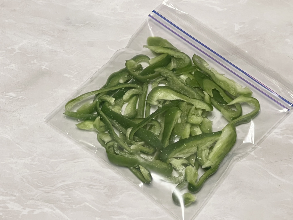 ピーマンの鮮度を保つ上手な保存方法とは？冷蔵・冷凍もできる！ - E・レシピ 1 1ページ