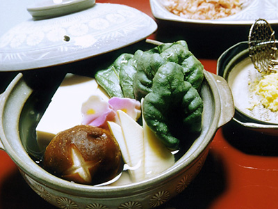 加賀レンコンのフリット 金沢春菊のピューレ 美味しいレシピ 加賀野菜金沢市農産物ブランド協会