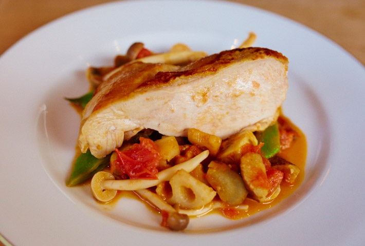 野菜の手くずで作る、始末のまかない料理「野菜のおやき」料理通信生産者、料理人、食べる人を結ぶ