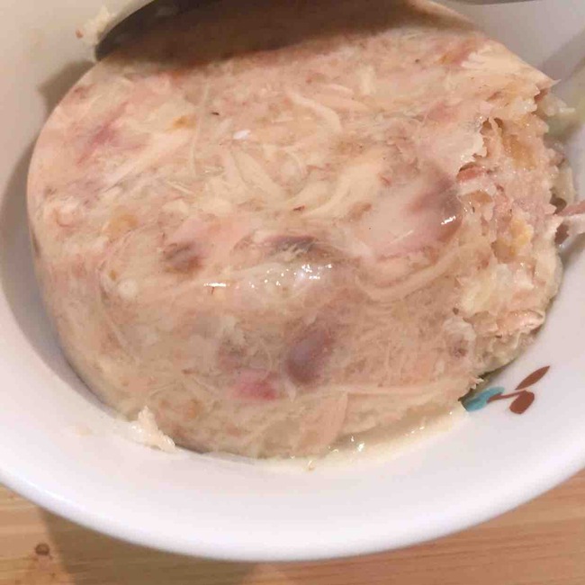 おはようございます😊 昨日の夜はチキンカレー🍛 コストコのロティサリーチキンをアレンジして作りました。ある程度そのままを食べたら、身と骨を分け、骨を1時間煮込み鶏がらスープを作りました🐔 その鶏ガラスープを水替わりに使い、お肉はもちろん ロティサリーチキン