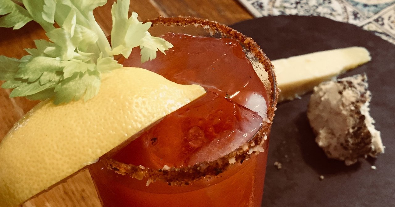 クラマト トマトカクテル 946ml モッツ CLAMATO TOMATO COCKTAIL 946ML MOTTS -ブラジル食品・ペルー食品の通販・卸なら、キョウダイマーケット♪大人気アサイー、その他アサイー関連商品も激安販売中