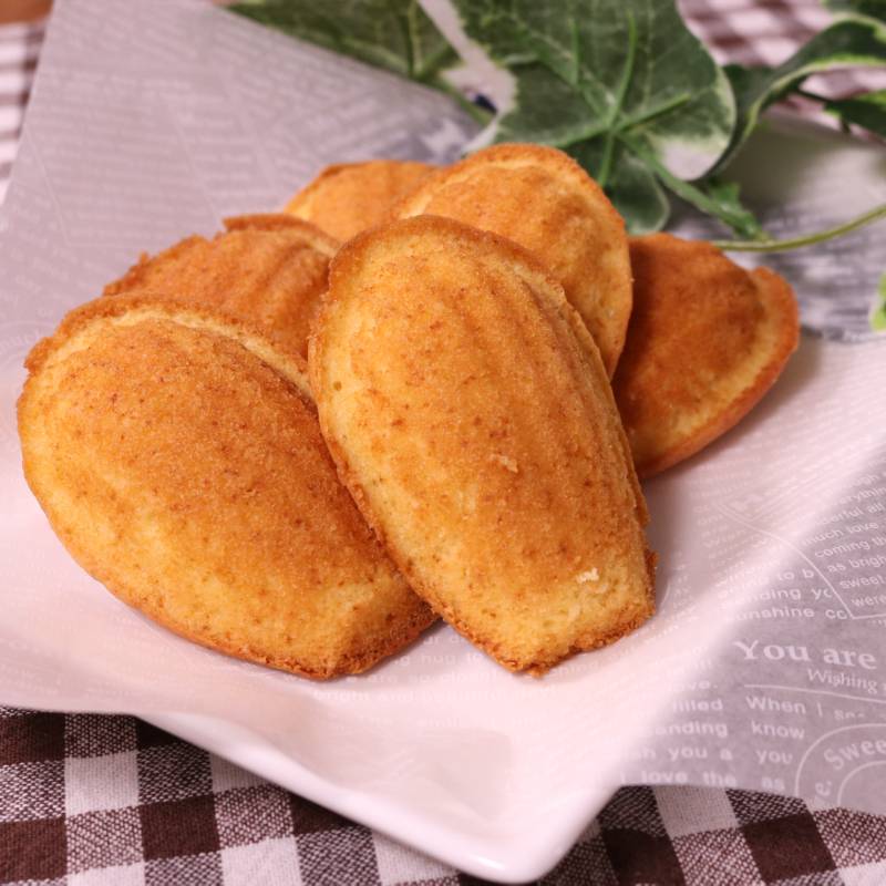 ふんわりしっとりマドレーヌ