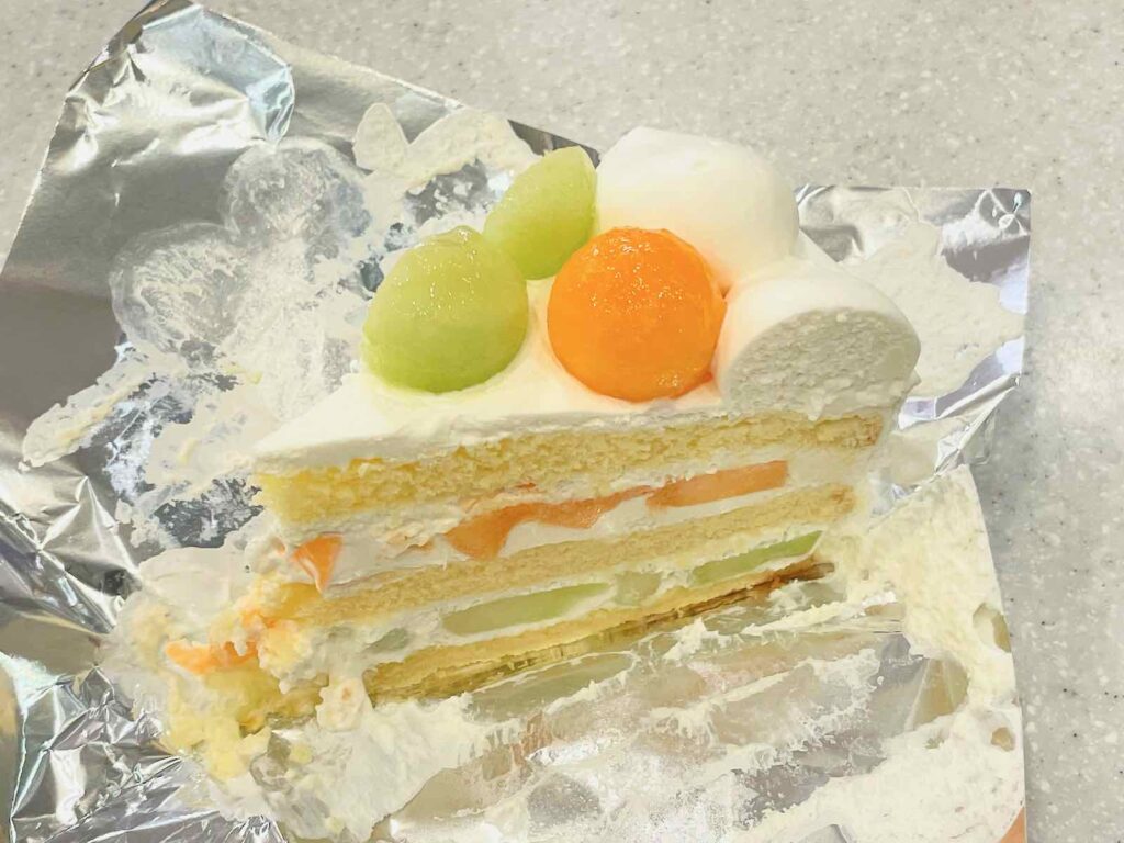 TO THE HERBSから初夏にぴったりなスイーツ&ドリンクが登場 1株から1玉のみ!“戸田メロン農園”直送とろける甘さのマスクメロンタルト・スパークリング!!株式会社フォーシーズのプレスリリース