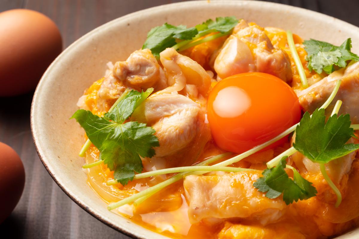 料理撮影：自然光に頼らない！出張撮影で叶える美味しさ引き立つ料理撮影出張撮影 料理撮影 メニュー撮影 自然光は使わない出張撮影料理撮影メニュー撮影料理撮影撮影依頼フードフォトグラファーメニュー撮影Column料理の撮影ならラ・クレアシオン