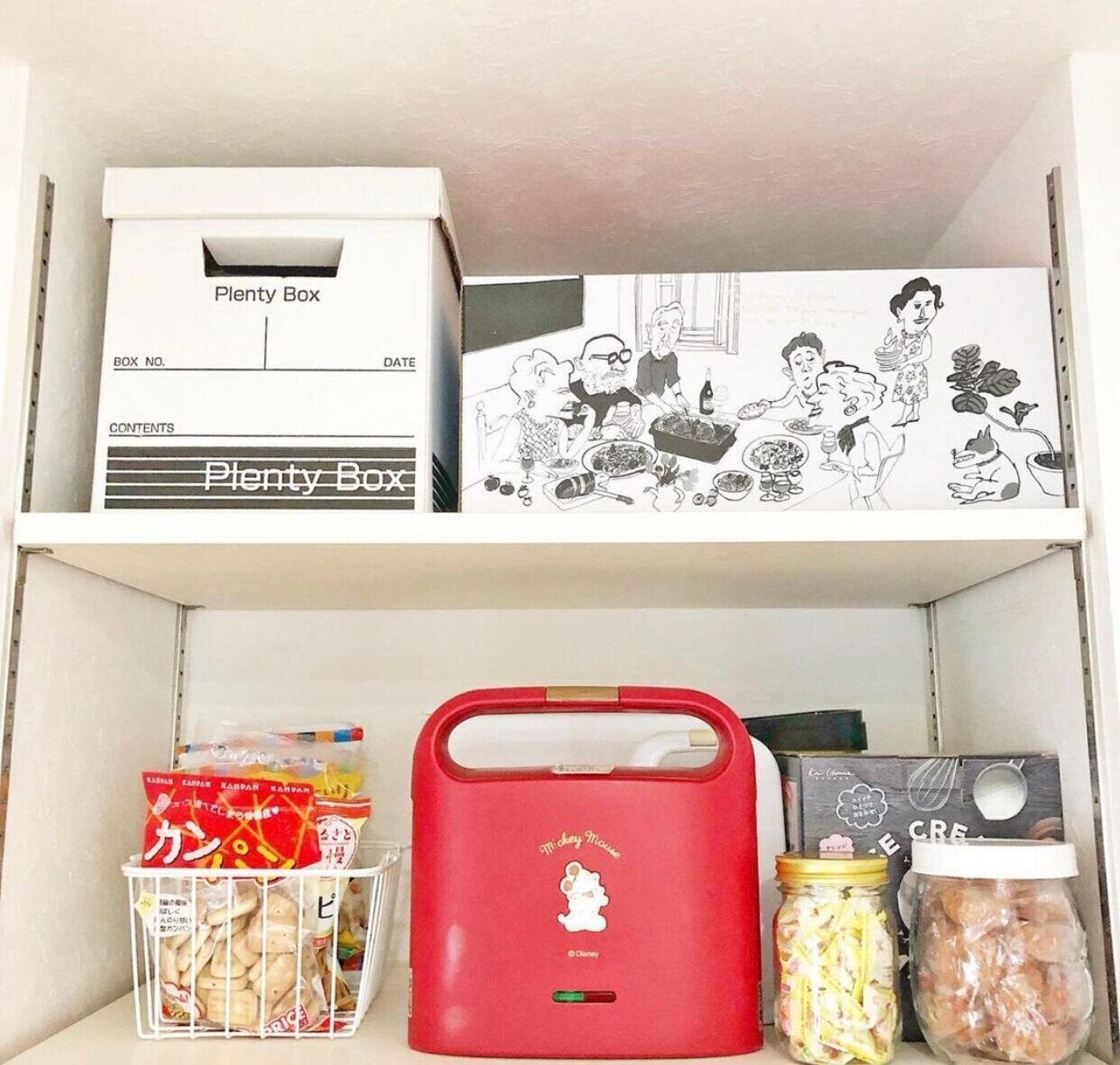 意外と悩む お菓子 の定位置。上手なストック＆収納法 2ページ目キナリノ